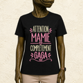 T-shirt Attention Mamie complètement gaga ! – Cadeau Mamie