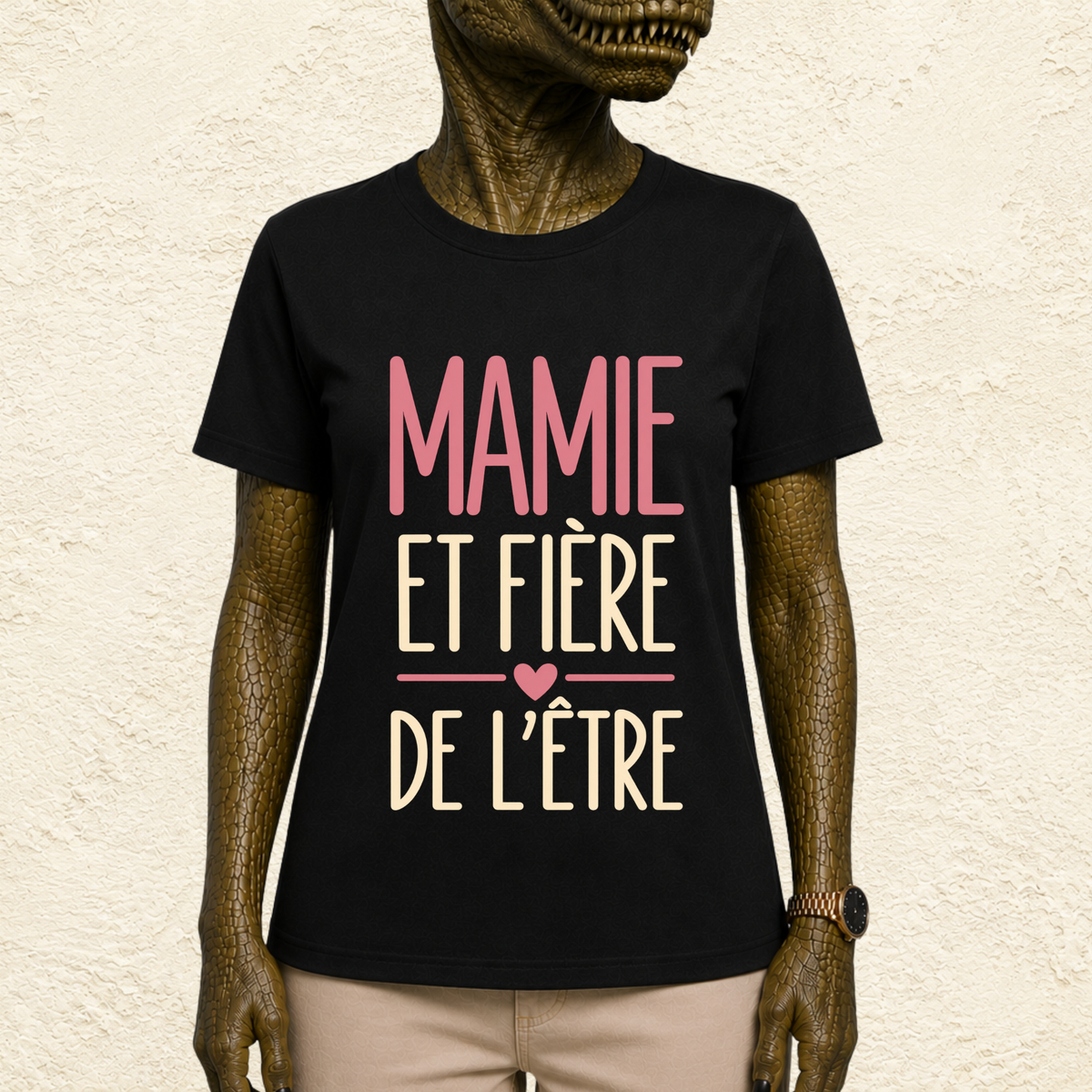 T-shirt Femme Texte "Mamie et fière de l'être"