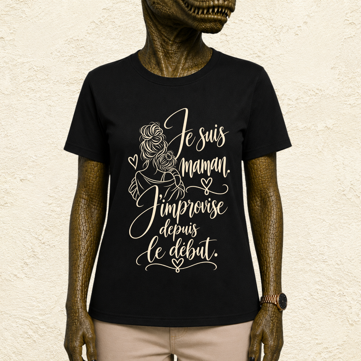 T-shirt Femme illustré « Je suis maman. J'improvise depuis le début. »