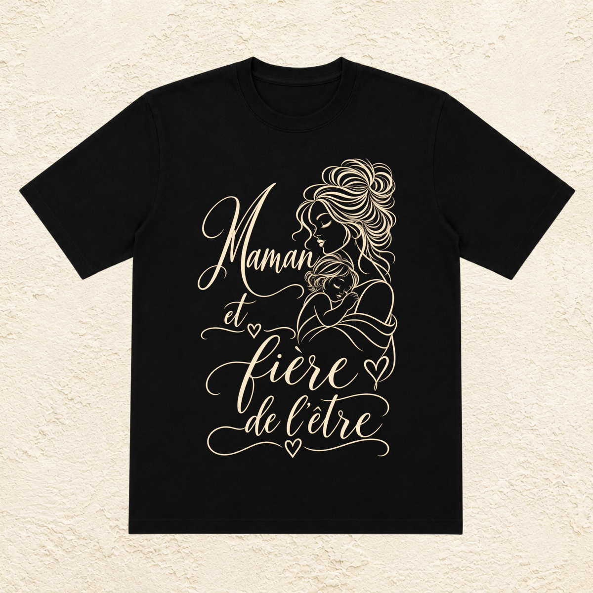 T-shirt Femme illustré « Maman et fière de l'être »