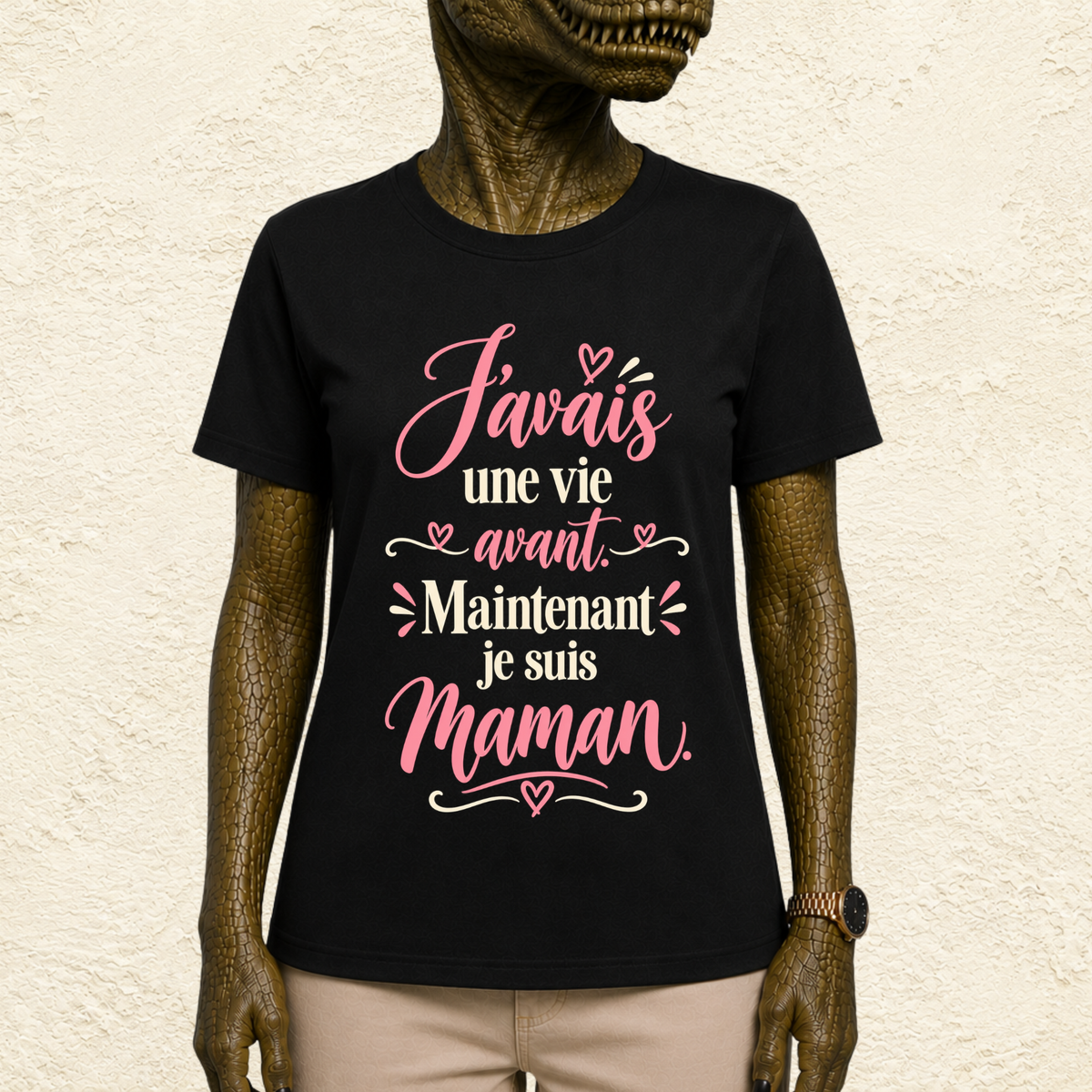 T-shirt Femme texte « J'avais une vie avant. Maintenant je suis maman. »