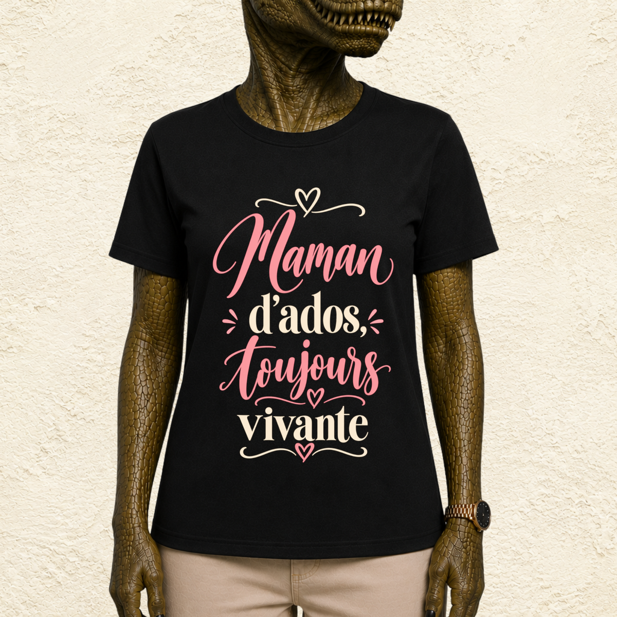 T-shirt Femme texte « Maman d'ados, toujours vivante »