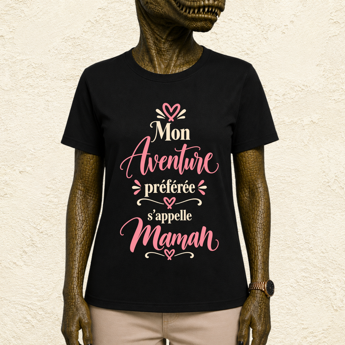 T-shirt Femme texte « Mon aventure préférée s'appelle Maman »