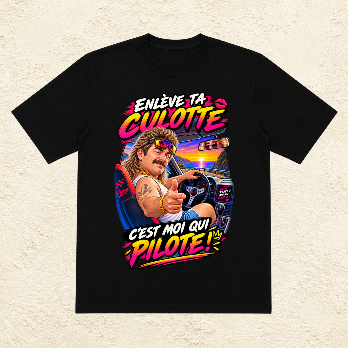T-shirt Homme illustré « Enlève ta culotte, c'est moi qui pilote ! »