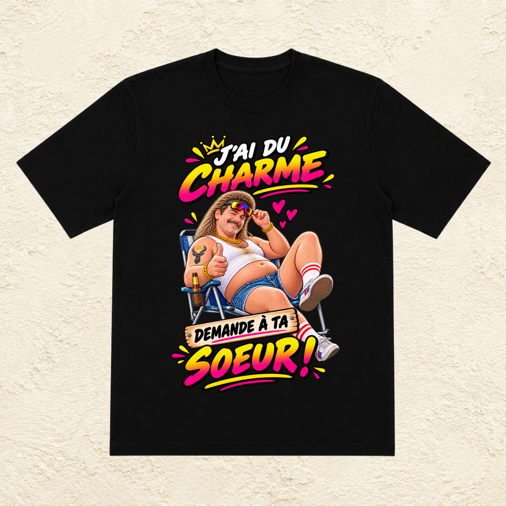 T-shirt Homme illustré « J'ai du charme, demande à ta soeur ! »