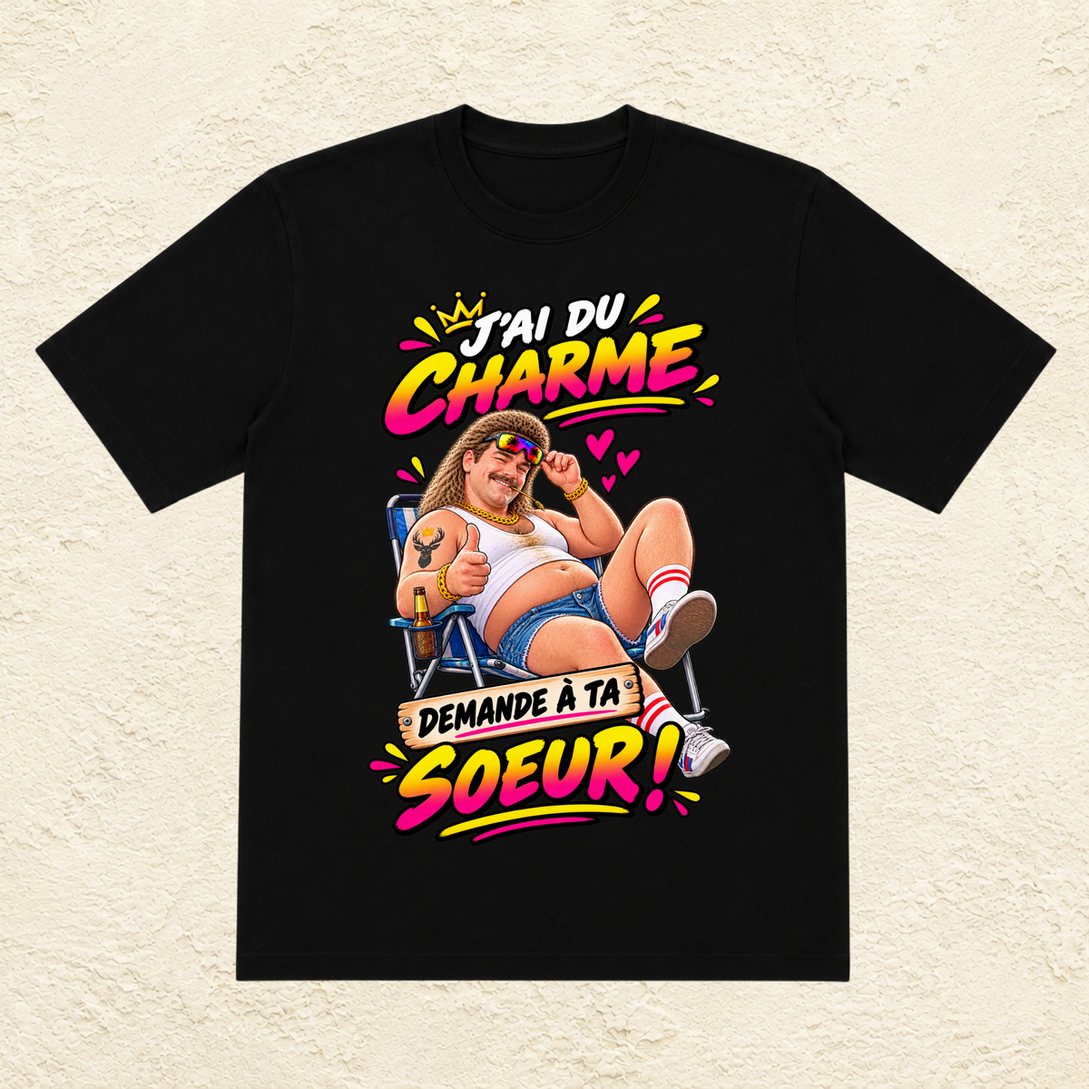 T-shirt Homme illustré « J'ai du charme, demande à ta soeur ! »