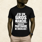 T-shirt Homme Noir et Blanc « J'ai un gros manche, cherche partenaire de bricolage »