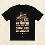T-shirt Homme illustré « Ma richesse se mesure en souvenirs avec mes enfants »